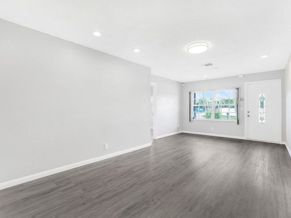 417 SW 8th Avenue, Delray Beach FL 33444
