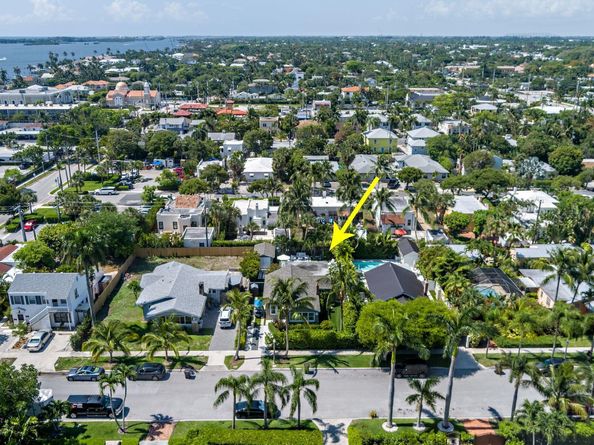 216 Lakeland Drive, West Palm Beach FL 33405