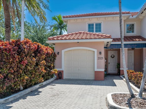 2325 SE 5th St, Pompano Beach FL 33062