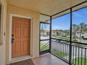 374 Lakeview Dr 203, Weston FL 33326