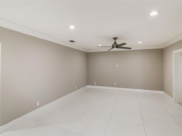 880 NW 48th Ave, Coconut Creek FL 33063