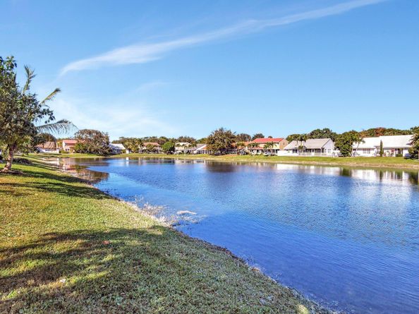 10104 Country Brook Road, Boca Raton FL 33428