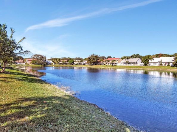 10104 Country Brook Road, Boca Raton FL 33428