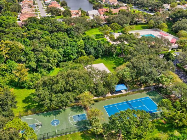 10104 Country Brook Road, Boca Raton FL 33428