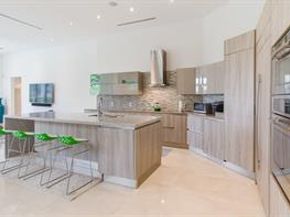 Undisclosed Address #FX-10506632, Weston FL 33327