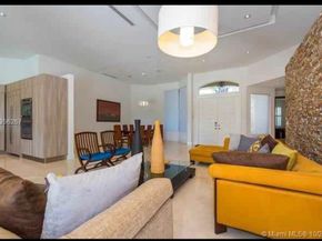 Undisclosed Address #FX-10506632, Weston FL 33327