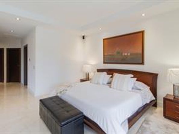 Undisclosed Address #FX-10506632, Weston FL 33327
