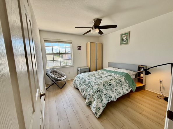 1581 NW 159th Ave, Pembroke Pines FL 33028