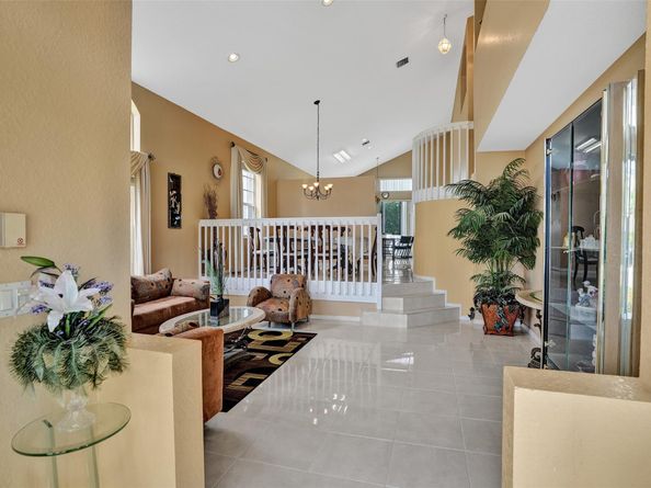 1581 NW 159th Ave, Pembroke Pines FL 33028