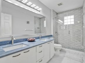 1581 NW 159th Ave, Pembroke Pines FL 33028