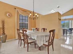 1581 NW 159th Ave, Pembroke Pines FL 33028