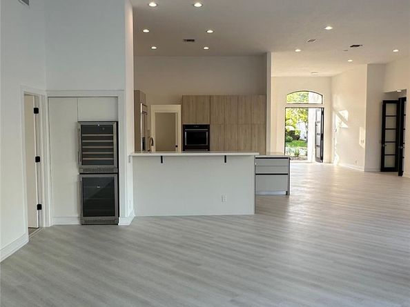 2550 Jardin Ter, Weston FL 33327
