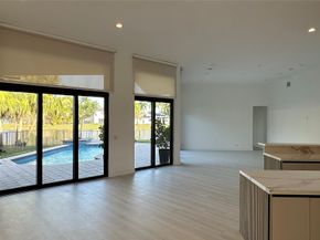 2550 Jardin Ter, Weston FL 33327