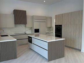 2550 Jardin Ter, Weston FL 33327