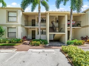 6944 Briarlake Circle 203, Palm Beach Gardens FL 33418
