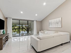 6944 Briarlake Circle 203, Palm Beach Gardens FL 33418