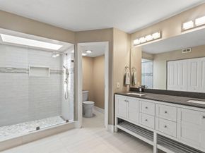 6944 Briarlake Circle 203, Palm Beach Gardens FL 33418