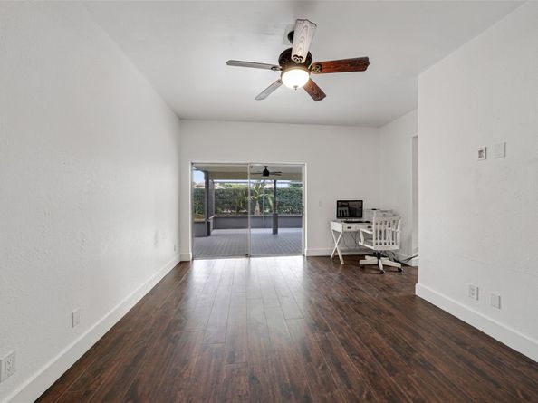 2687 Oak Park Cir, Davie FL 33328