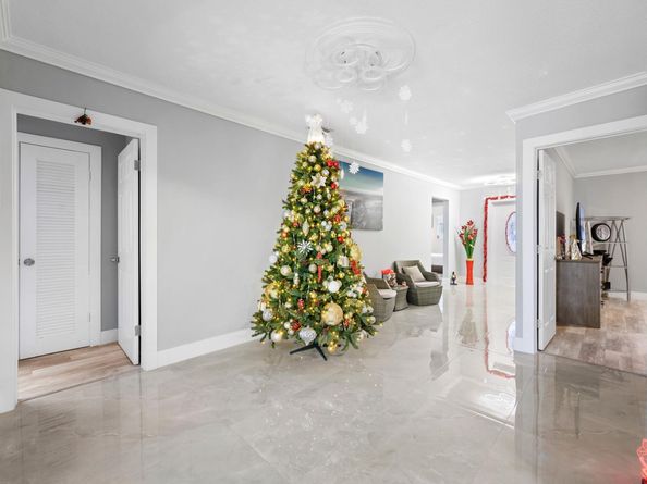 1336 Funston St, Hollywood FL 33019