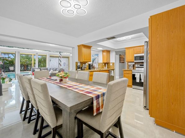 1336 Funston St, Hollywood FL 33019