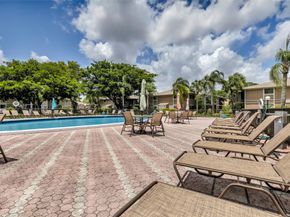 7466 Ashmont Cir 303, Tamarac FL 33321