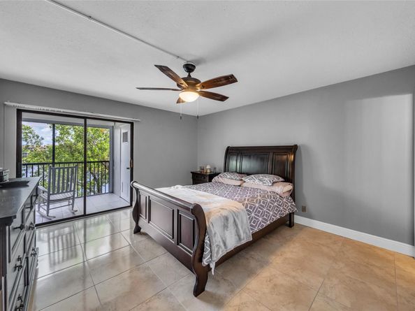 7466 Ashmont Cir 303, Tamarac FL 33321