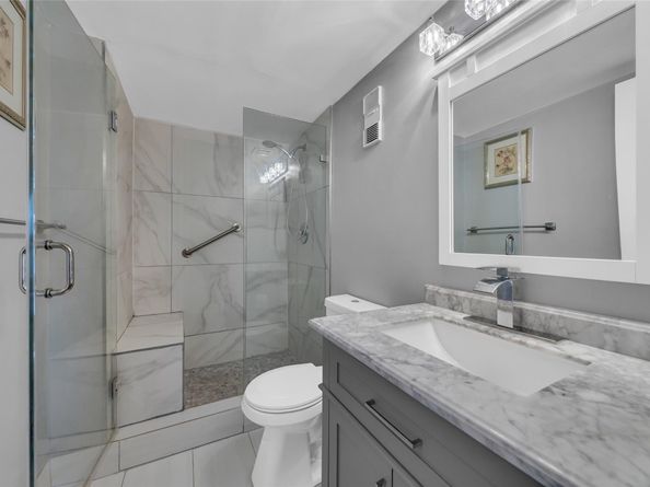 7466 Ashmont Cir 303, Tamarac FL 33321