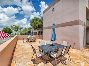 7466 Ashmont Cir 303, Tamarac FL 33321