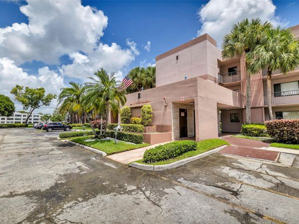 7466 Ashmont Cir 303, Tamarac FL 33321