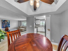 7466 Ashmont Cir 303, Tamarac FL 33321