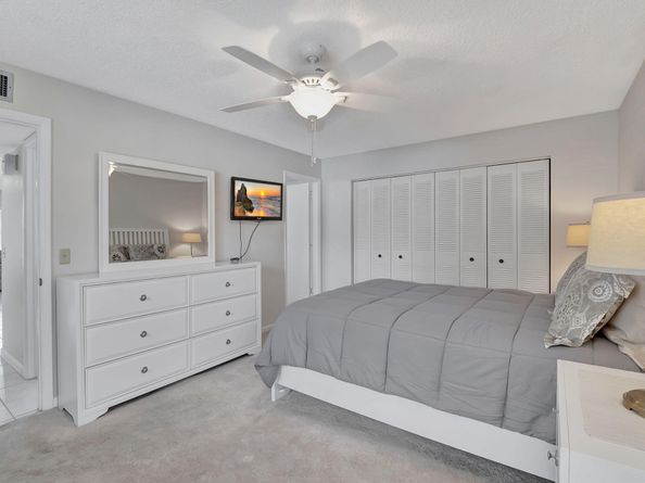 479 Burgundy J, Delray Beach FL 33484