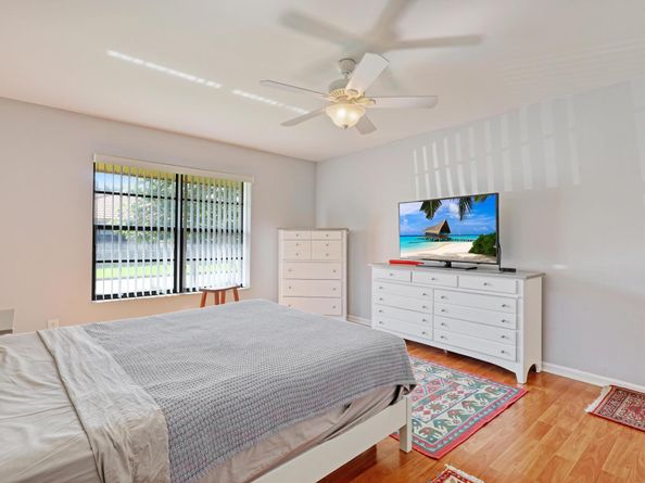 9975 Cherry Tree Terrace B, Boynton Beach FL 33436