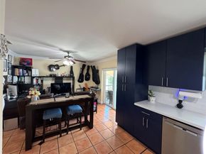 718 SW 88th Ter, Plantation FL 33324