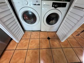 718 SW 88th Ter, Plantation FL 33324