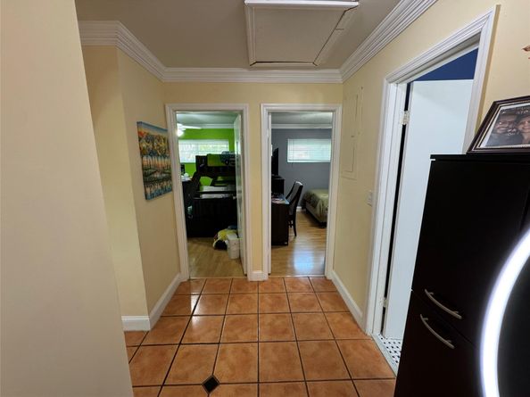 718 SW 88th Ter, Plantation FL 33324