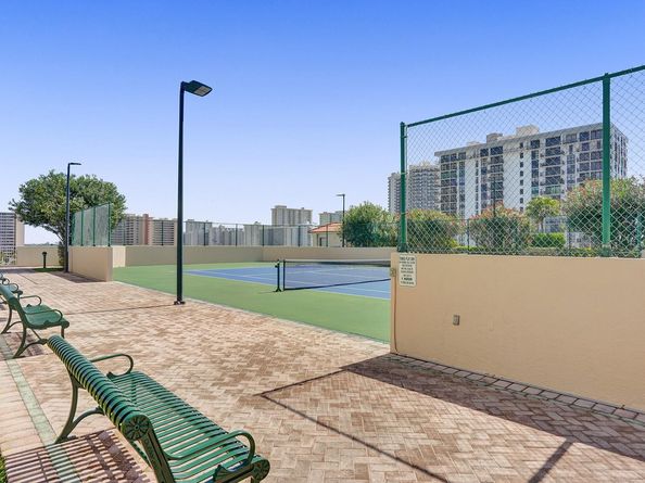 3020 NE 32nd Ave 418, Fort Lauderdale FL 33308
