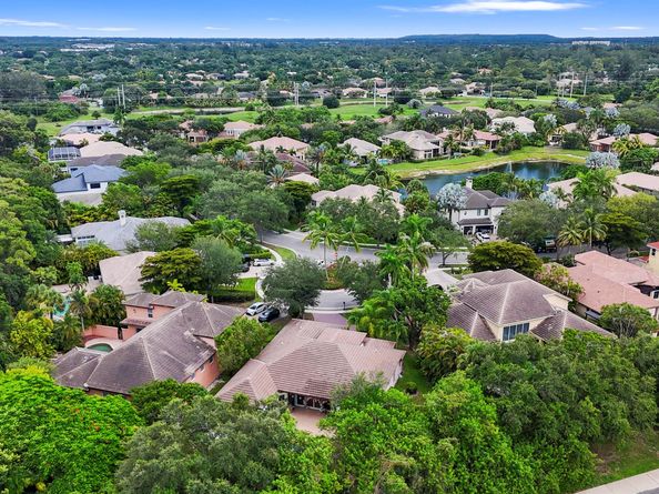 7181 NW 71st Terrace, Parkland FL 33067