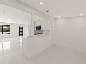 1339 NE 15th Avenue, Fort Lauderdale FL 33304