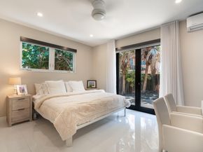 5552 NE 31st Ave, Fort Lauderdale FL 33308