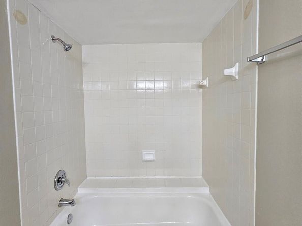 1820 N Congress Avenue 302, West Palm Beach FL 33401