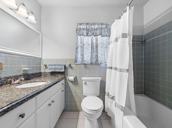 411 SE 2nd Ave, Pompano Beach FL 33060