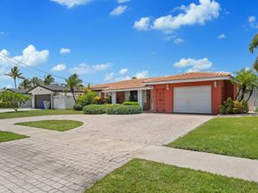 411 SE 2nd Ave, Pompano Beach FL 33060