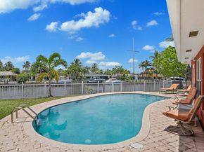 411 SE 2nd Ave, Pompano Beach FL 33060