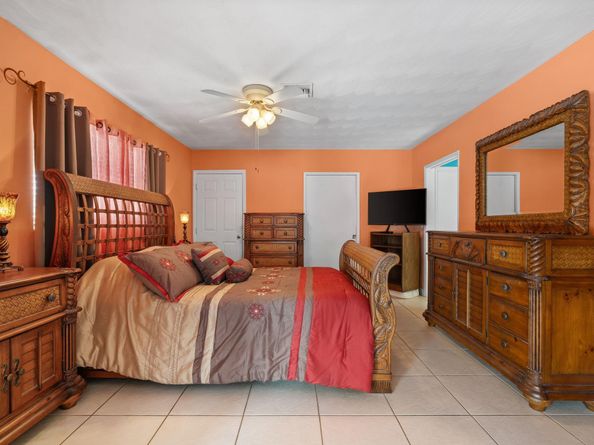 411 SE 2nd Ave, Pompano Beach FL 33060