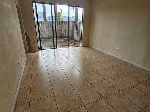 23519 SW 112th Ct, Homestead FL 33032