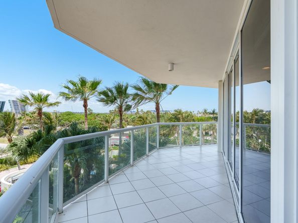 6001 N Ocean Dr 402, Hollywood FL 33019