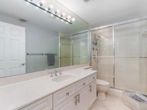 6001 N Ocean Dr 402, Hollywood FL 33019