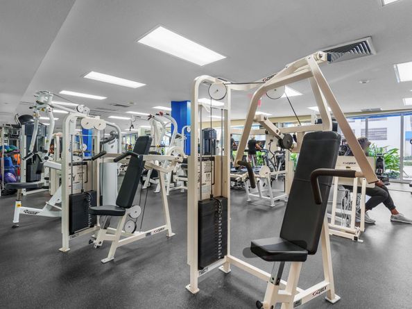 6001 N Ocean Dr 402, Hollywood FL 33019