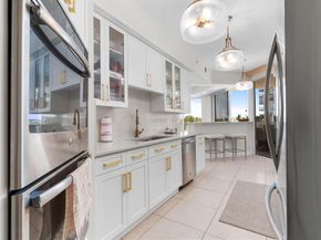 6001 N Ocean Dr 402, Hollywood FL 33019