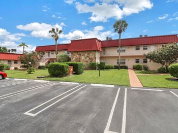 12016 Greenway Circle S
